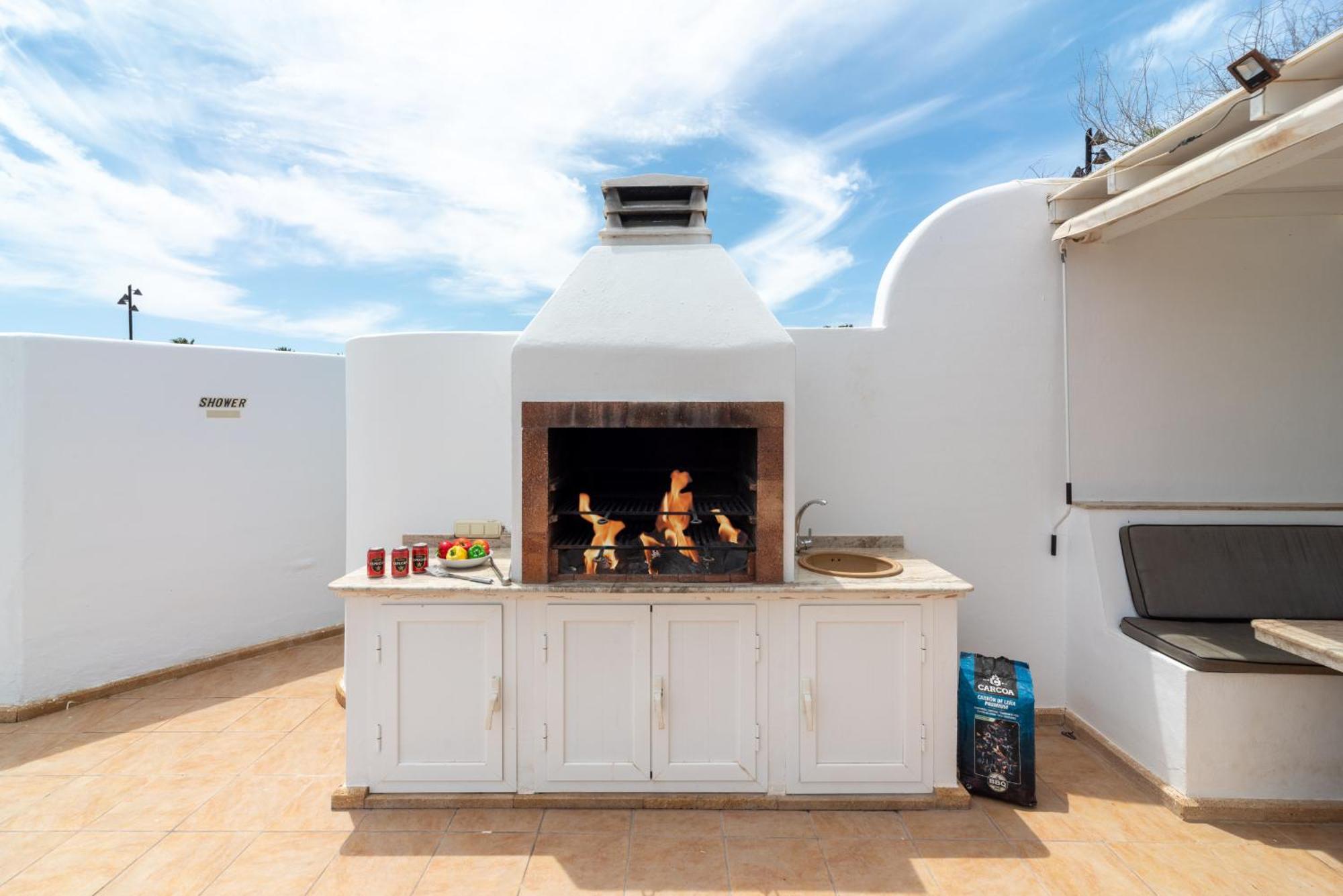 Villa Michelle - Lh114 By Villas Now Ltd Playa Blanca  Ngoại thất bức ảnh