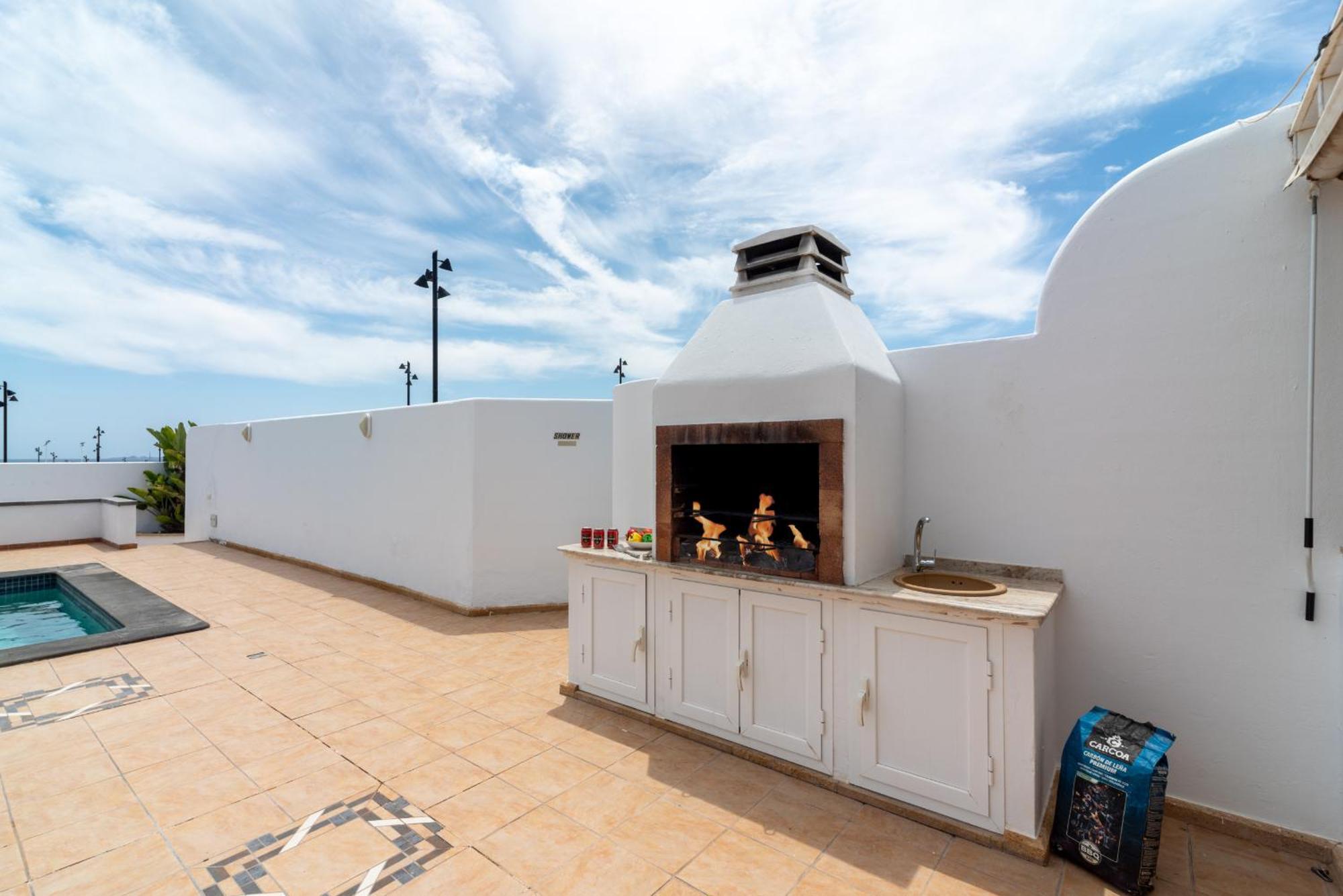 Villa Michelle - Lh114 By Villas Now Ltd Playa Blanca  Ngoại thất bức ảnh
